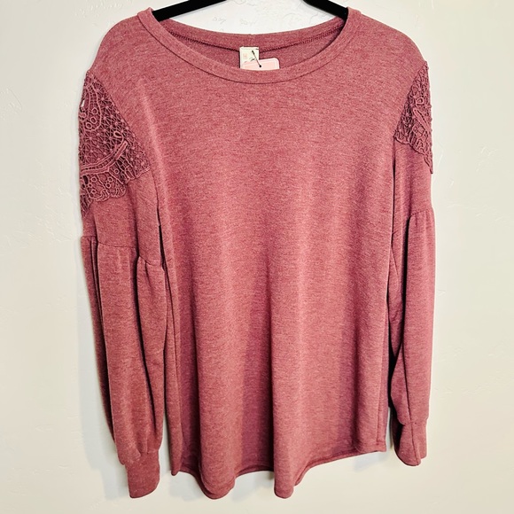 Lulu's French Terry Knit Long Sleeve Pullover Top Lace Cap Shoulder Barn Red XL - Picture 9 of 16